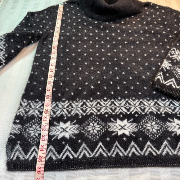 Lands' End Fair Isle Cowl Neck Pullover Sweater Women's M (10-12) Black/White - Picture 6 of 11